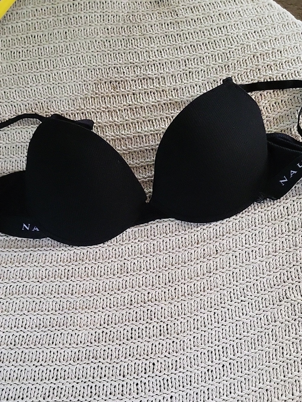 Nautica Black Molded T-Shirt Bra